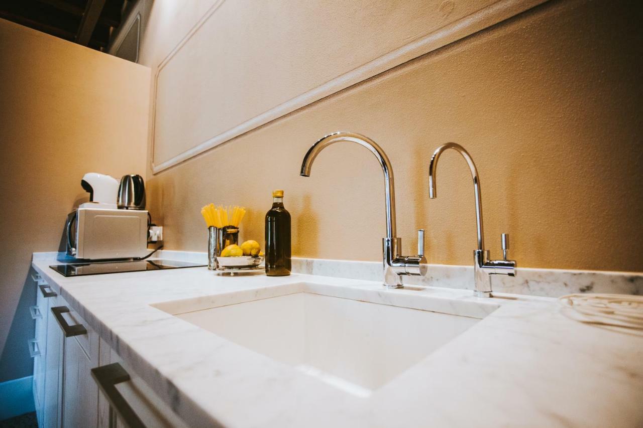 Noble Floor - Luxury Apartamento